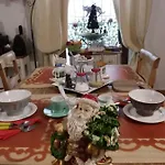 לינה וארוחת בוקר Acquamarina 3*