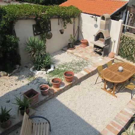 Bed & Breakfast Acquamarina *